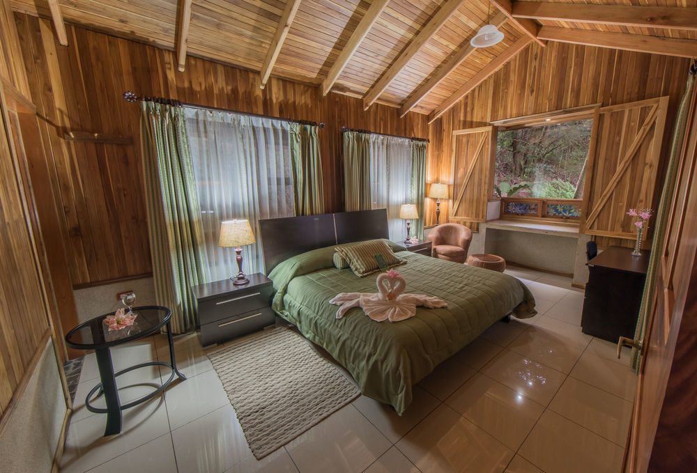 Los Pinos Cabins & Reserve Monteverde Exterior photo